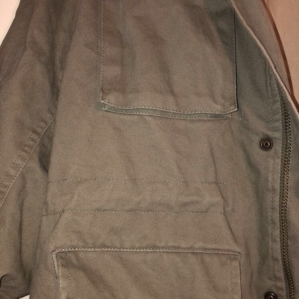 Gap Jacket - Picture 3 of 5